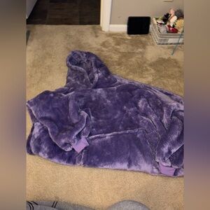 Purple long hooded soft sweatshirt